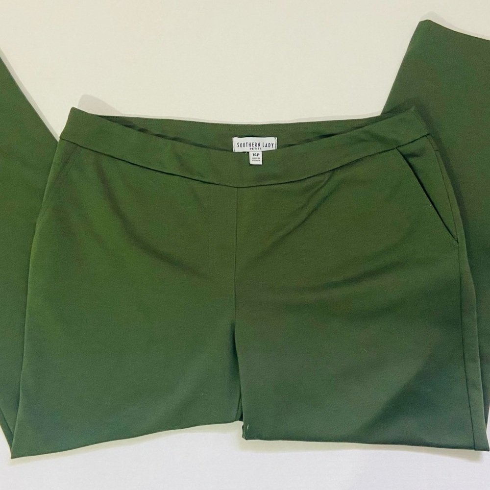 Southern Lady Sz 14 Petite Hunter Green Pants Pull On WIth Faux Pockets